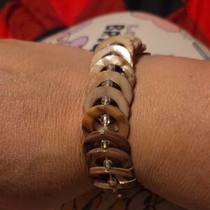 Elegant Brown Shell Bracelet